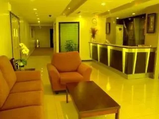 מלון Malacca Fenix Inn