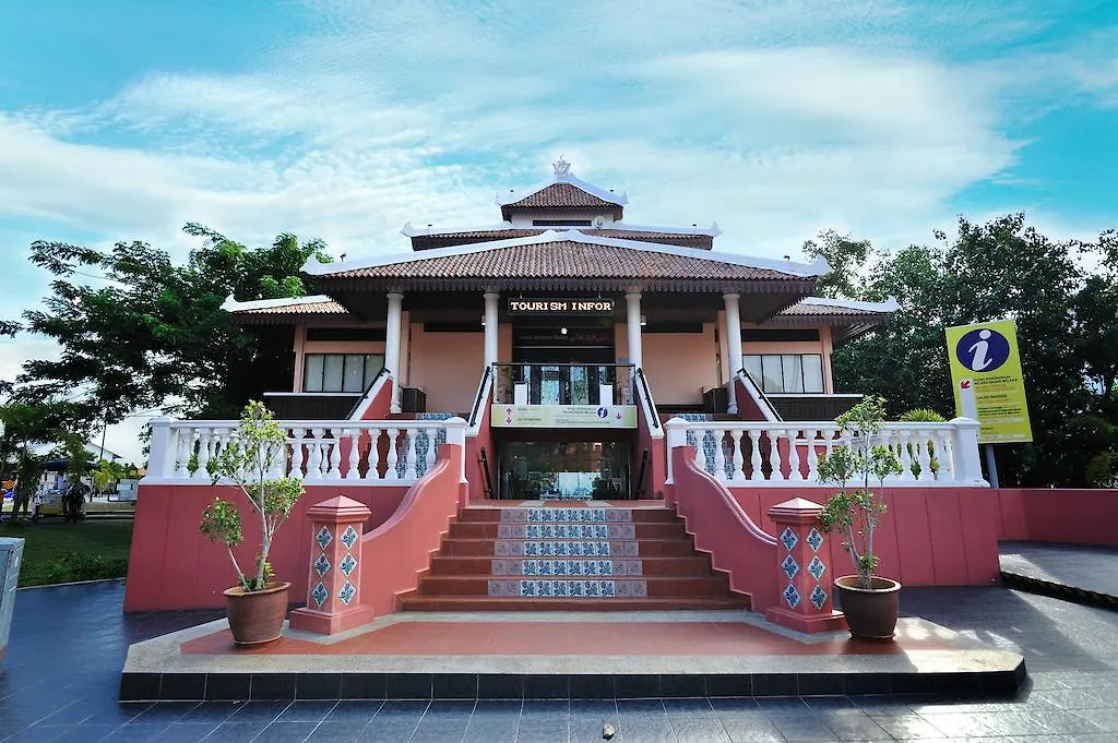 Malacca Fenix Inn מלזיה